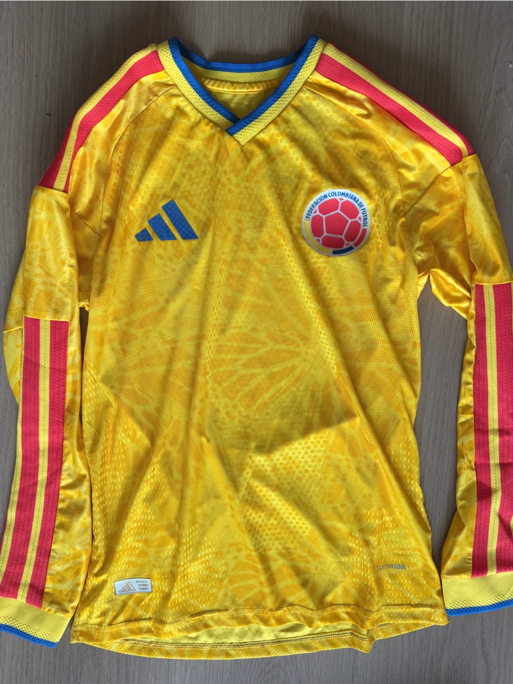 Colombia National Football Team Jersey Long Sleeve Player Edition - NWOT